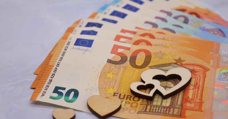 Love room pas cher : combien ça coûte vraiment et comment payer moins cher