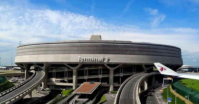 Quel aéroport choisir à Paris et à Dubaï ?