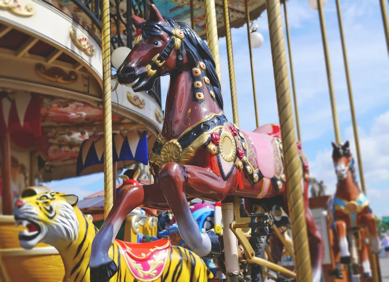 Découvrez le meilleur parc d'attraction à Paris en 2026 pour une aventure inoubliable